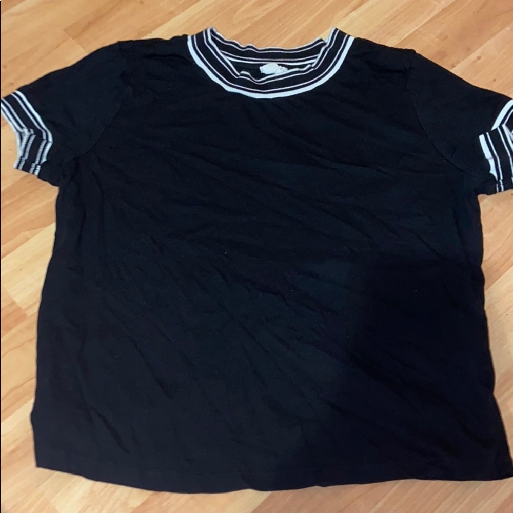 black shirt